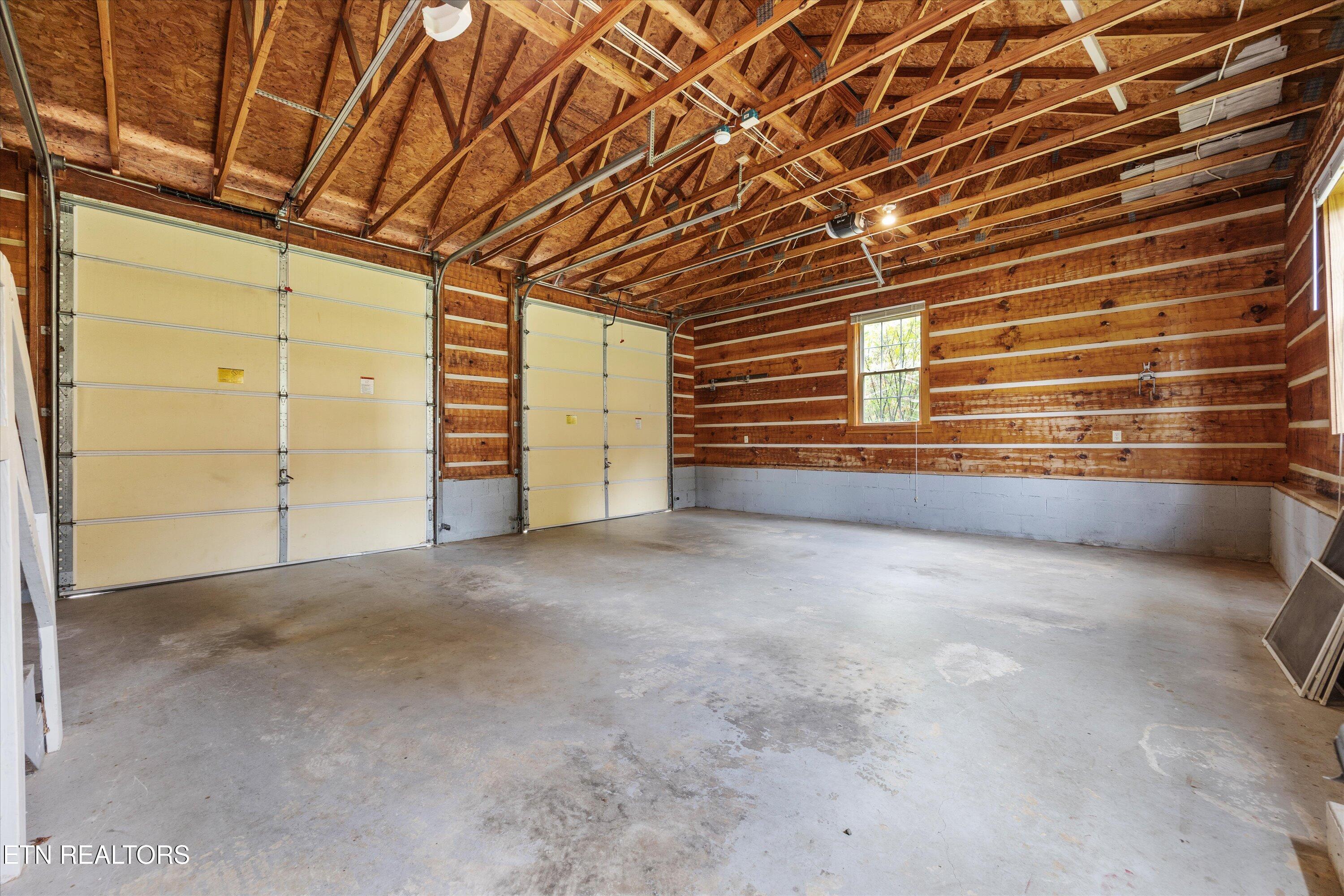 1793 Cherokee Drive Bean Station, TN 37708 - Photo 36 of 60 Garage