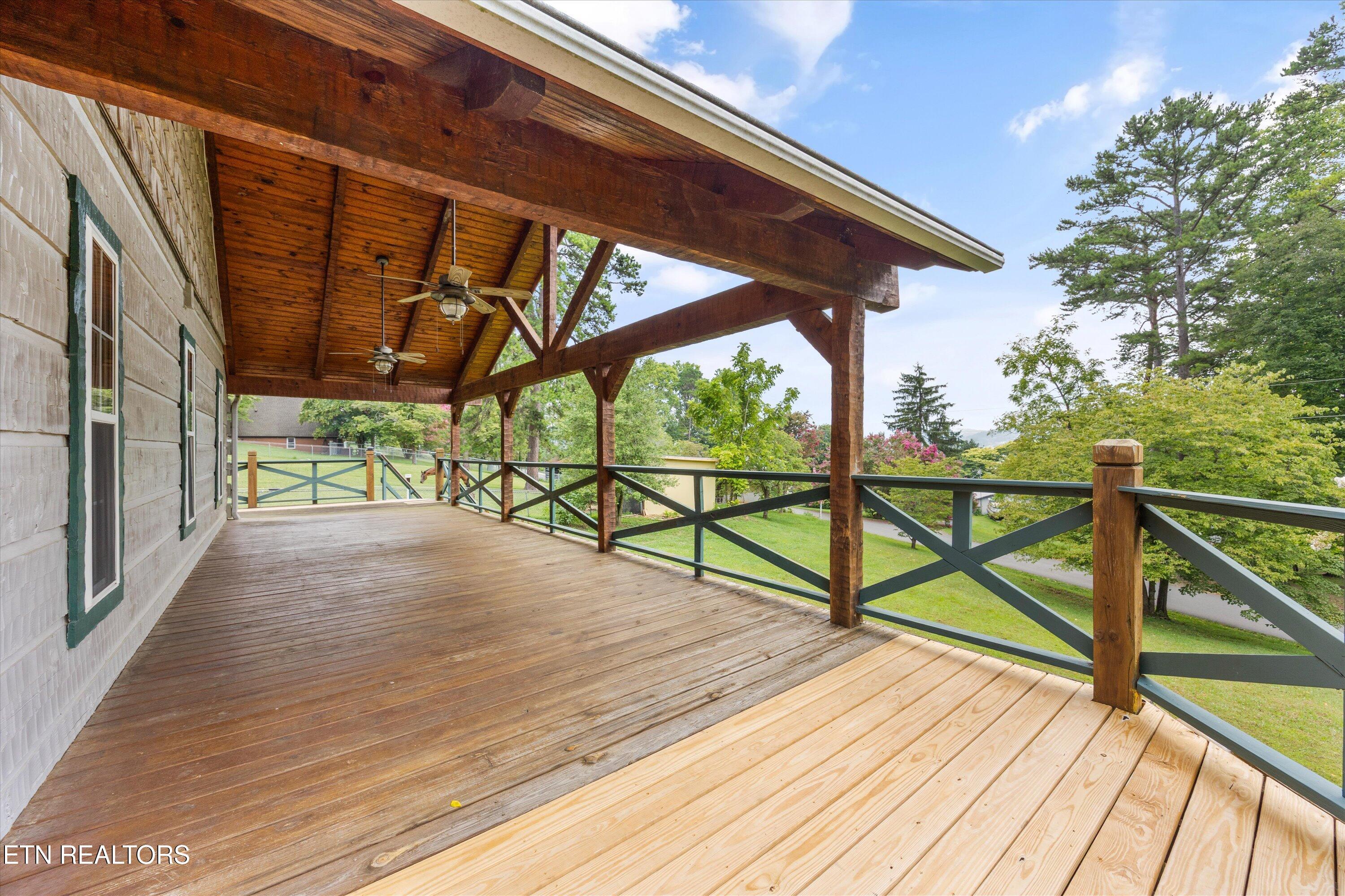 1793 Cherokee Drive Bean Station, TN 37708 - Photo 4 of 60 04-1793 Cherokee Dr -03