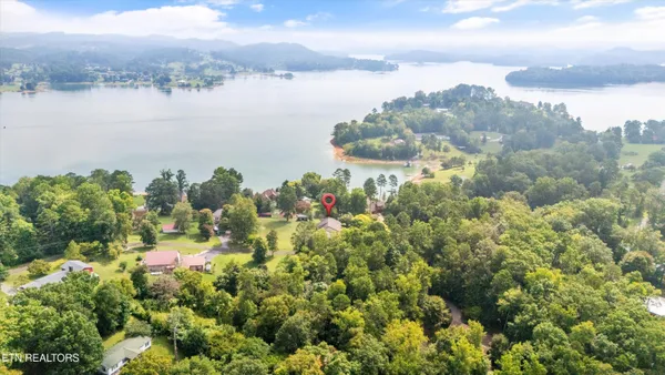 $564,000 | 1793 Cherokee Drive, Bean Station, TN 37708