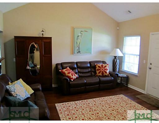 108 Becca Drive Springfield, GA 31329 - Photo 9 of 24 Living Room.