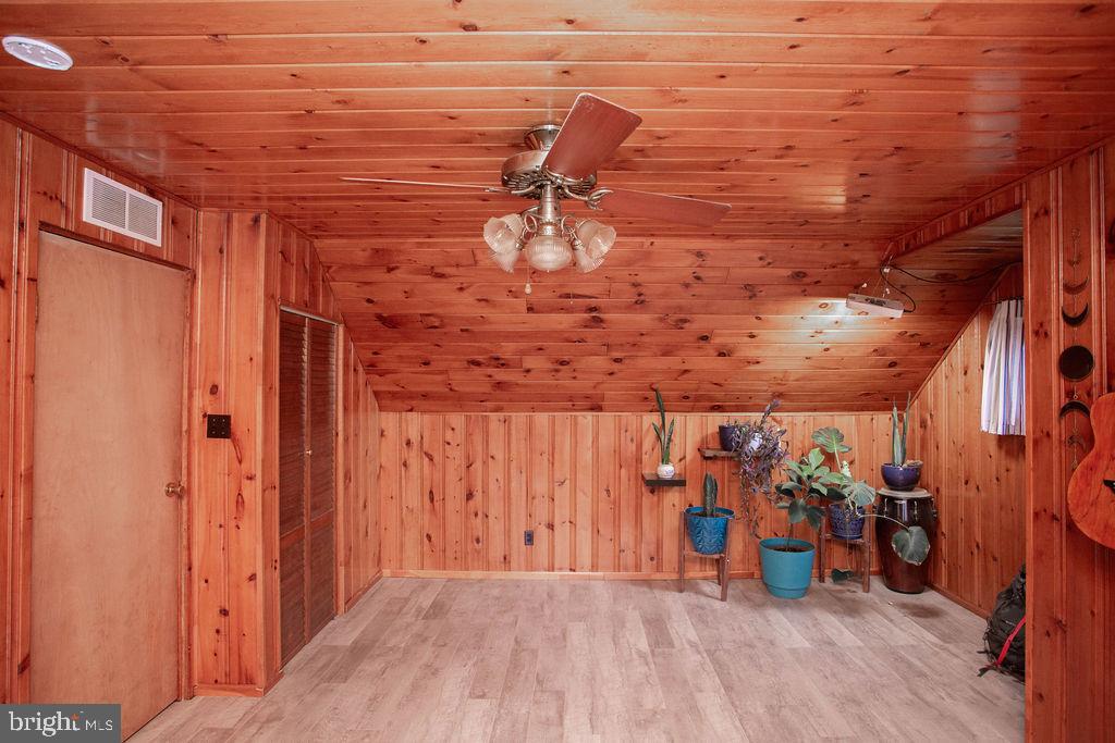 622 Spruce Avenue Pitman, NJ 08071 - Photo 31 of 47 a view of a storage room