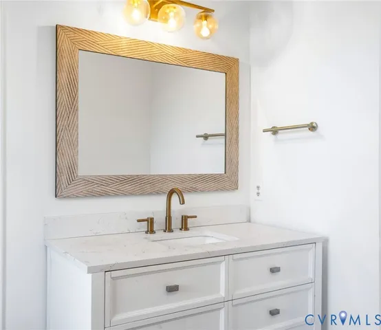 a close view of sink and tap