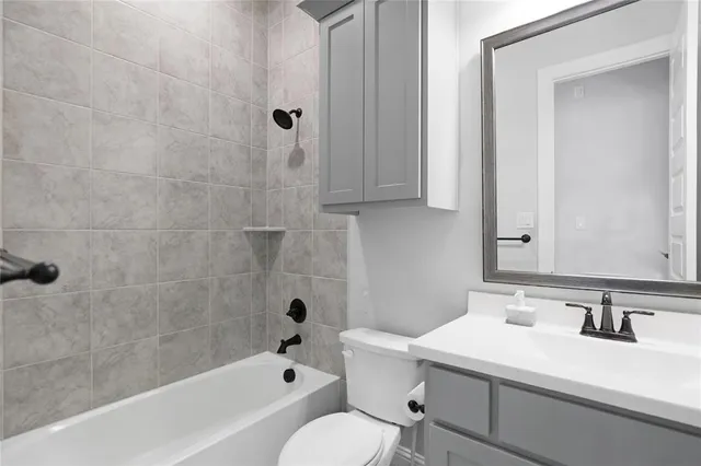 a view of a house with a big yard