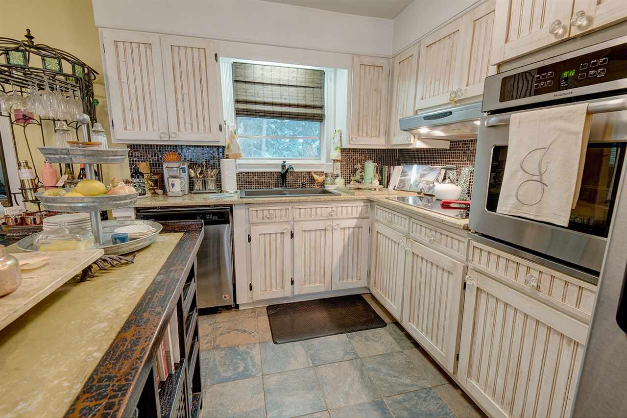 563 Bellangee Street Fairhope, AL 36532 - Photo 8 of 24