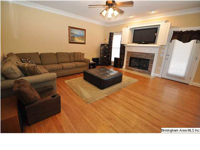 200 Red Bay Lane Alabaster, AL 35114 - Photo 2 of 3