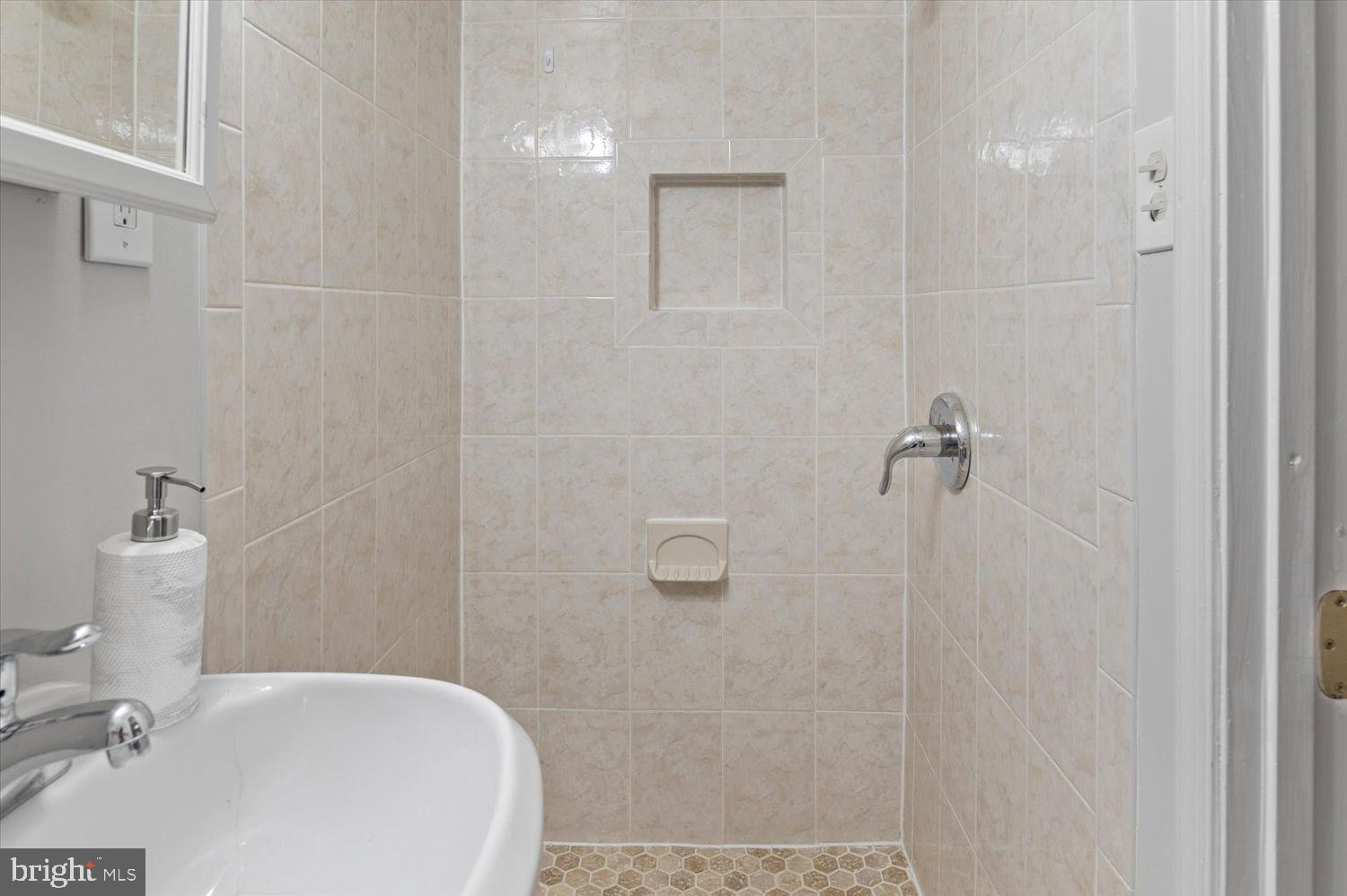 1429 Ames Place Northeast Washington, DC 20002 - Photo 15 of 24