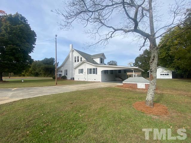 164 Jernigan Road Dunn, NC 28334 - Photo 3 of 30 a view of a house with a yard