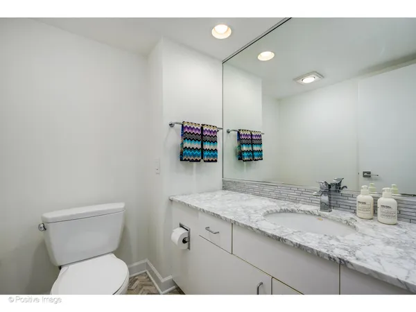 $5,000 | 150 West Eugenie Street, Unit 9, Chicago, IL 60614