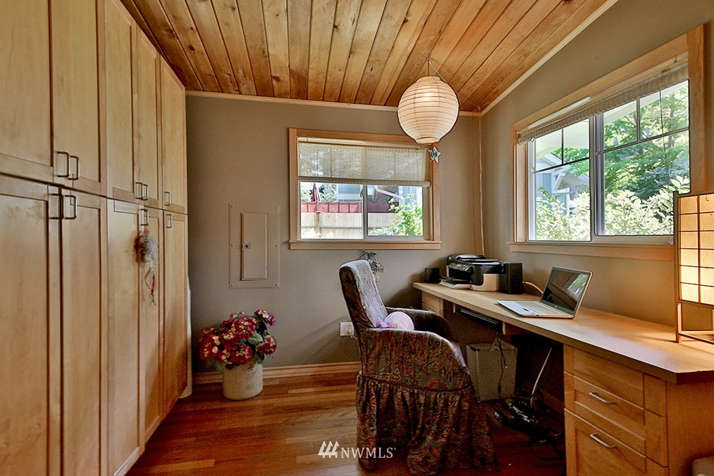 1272 Dines Point Road Greenbank, WA 98253 - Photo 14 of 25 Gallery Image 14