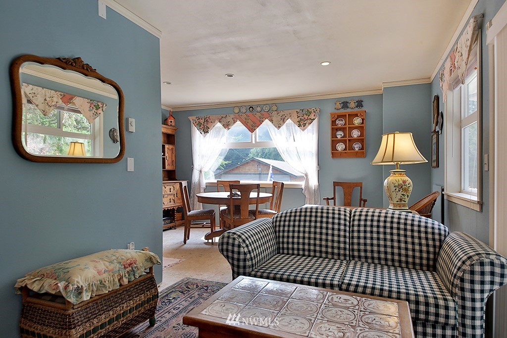 1272 Dines Point Road Greenbank, WA 98253 - Photo 19 of 25 Gallery Image 19