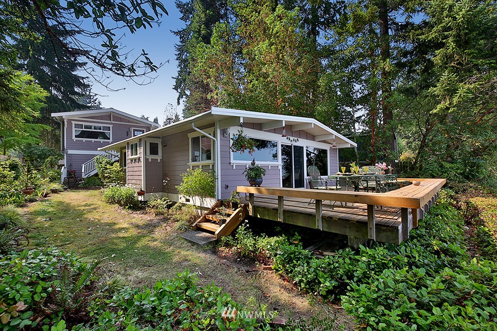 1272 Dines Point Road Greenbank, WA 98253 - Photo 5 of 25 Gallery Image 5