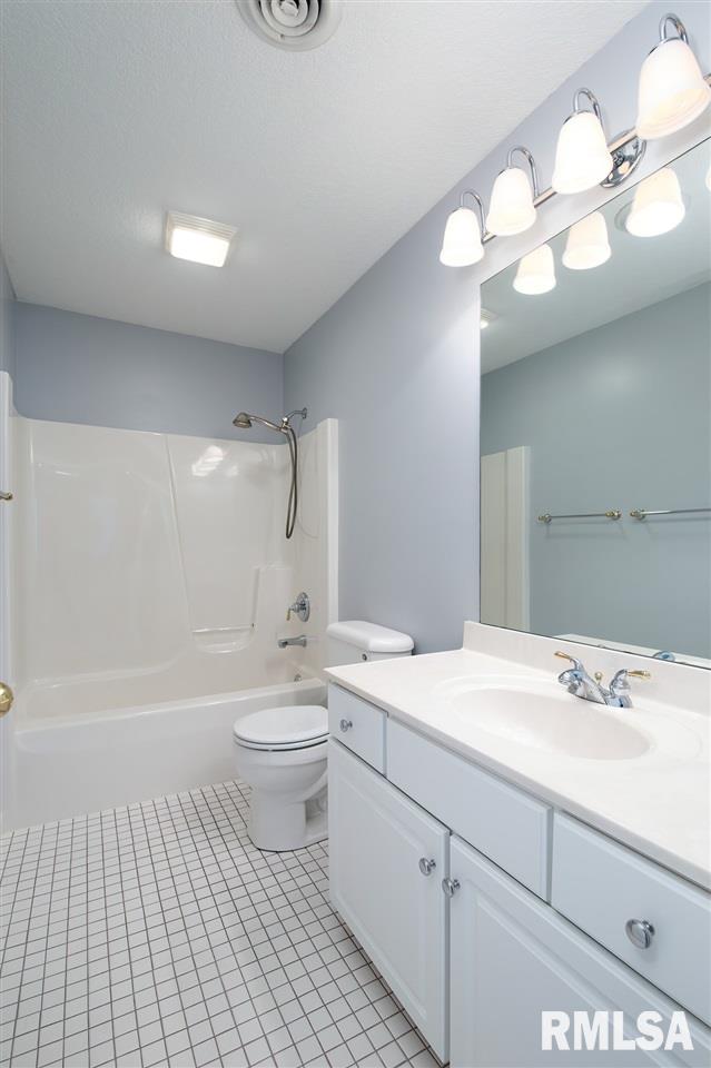 6754 Ridges Court Bettendorf, IA 52722 - Photo 26 of 36 Gallery Image 26