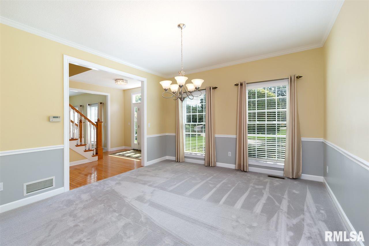 6754 Ridges Court Bettendorf, IA 52722 - Photo 6 of 36 Gallery Image 6