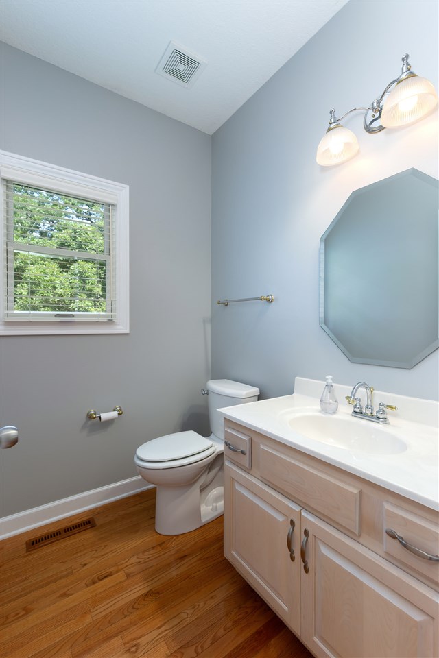 6754 Ridges Court Bettendorf, IA 52722 - Photo 10 of 36 Gallery Image 10