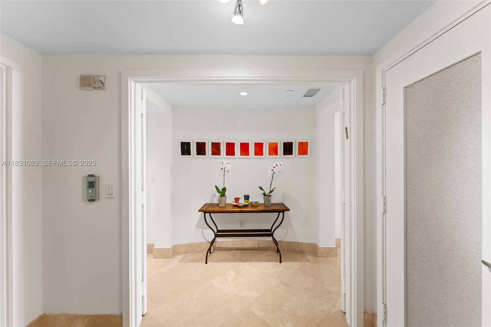 1331 Brickell Bay Drive, Unit 2807 Miami, FL 33131 - Photo 13 of 34