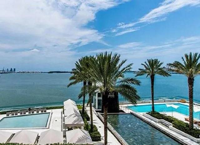 $2,195,000 | 1331 Brickell Bay Drive, Unit 2807, Miami, FL 33131