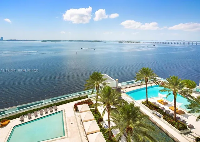 $2,195,000 | 1331 Brickell Bay Drive, Unit 2807, Miami, FL 33131