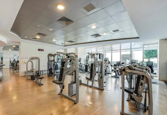 $2,195,000 | 1331 Brickell Bay Drive, Unit 2807, Miami, FL 33131