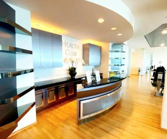 $2,195,000 | 1331 Brickell Bay Drive, Unit 2807, Miami, FL 33131