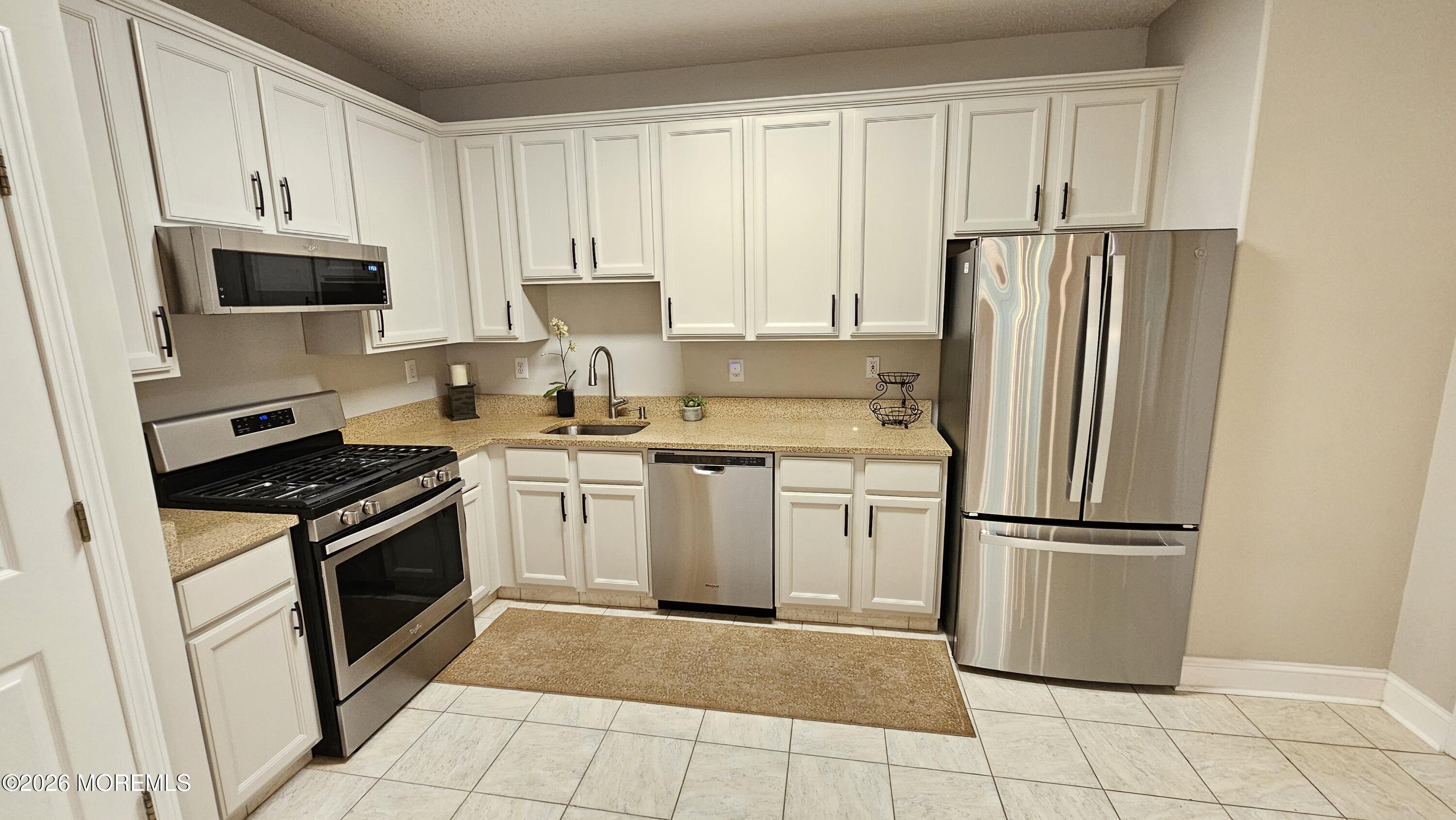 88 Riva Boulevard Brick, NJ 08723 - Photo 10 of 28 20260709_105723