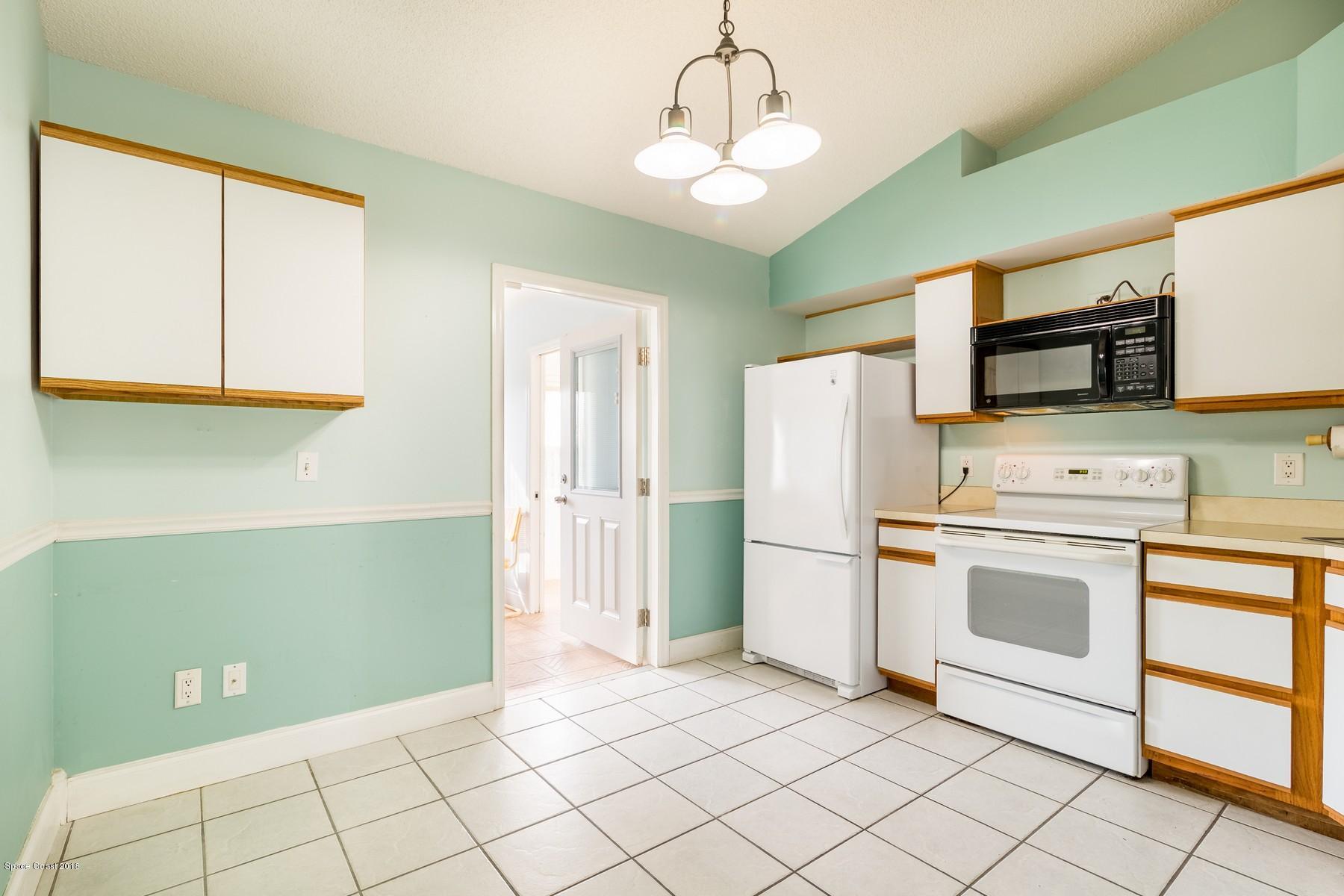 119 Twin Lakes Road Melbourne, FL 32901 - Photo 5 of 15 119 Twin Lakes Rd. Hi-res-14