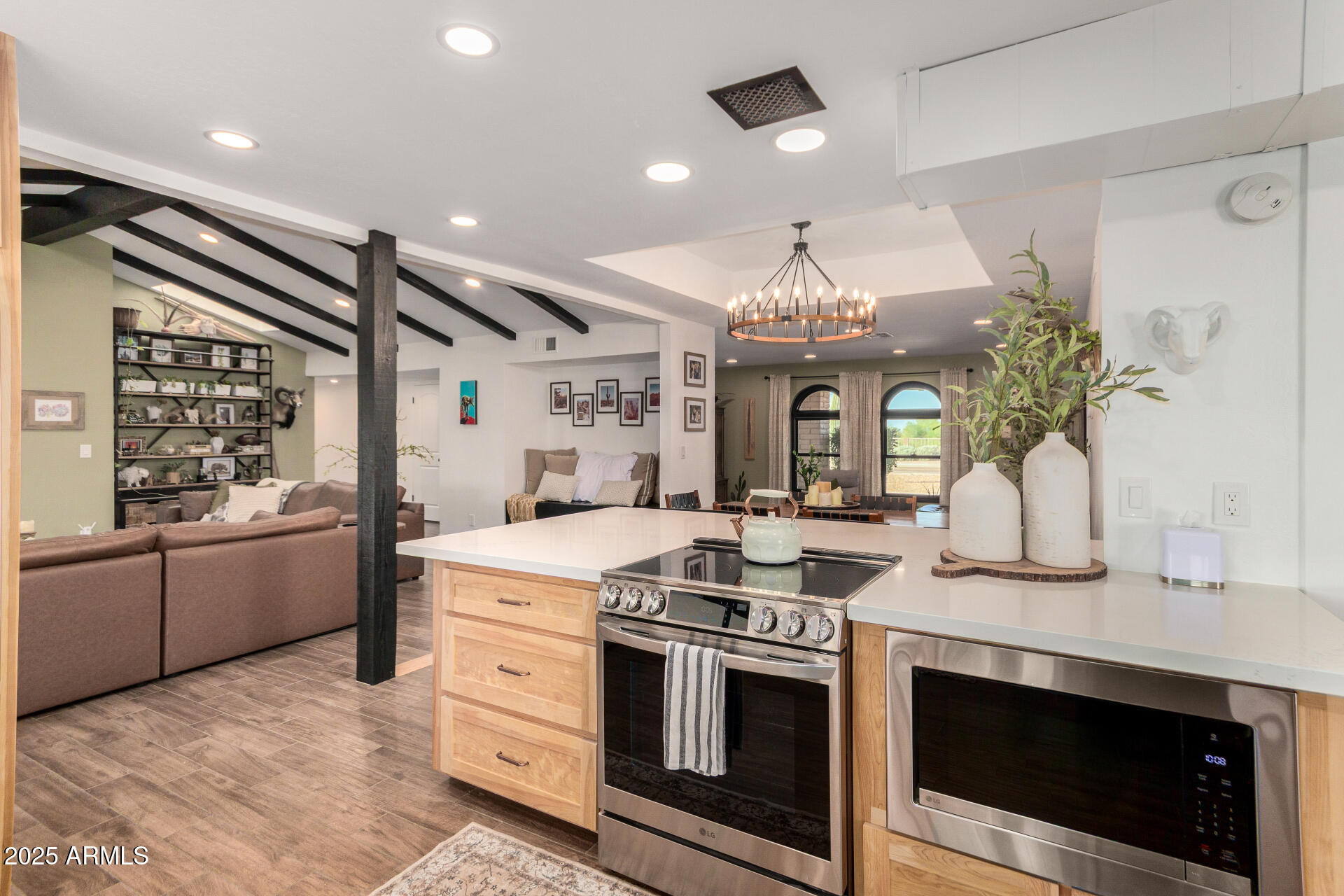 2107 North Sossaman Road Mesa, AZ 85207 - Photo 14 of 62 16 - 2107 N Sossaman Rd, Mesa 85207