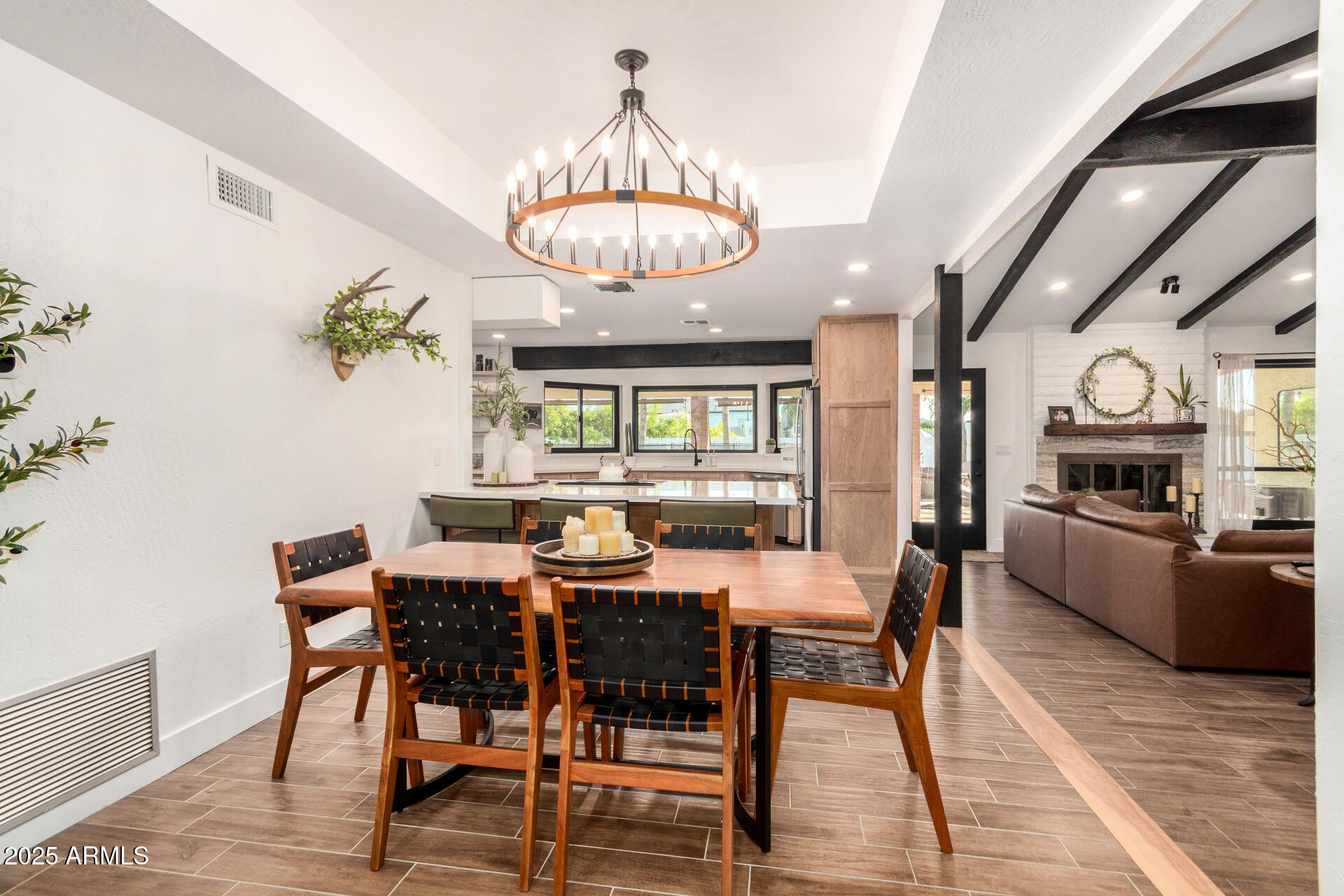 2107 North Sossaman Road Mesa, AZ 85207 - Photo 5 of 62 07 - 2107 N Sossaman Rd, Mesa 85207