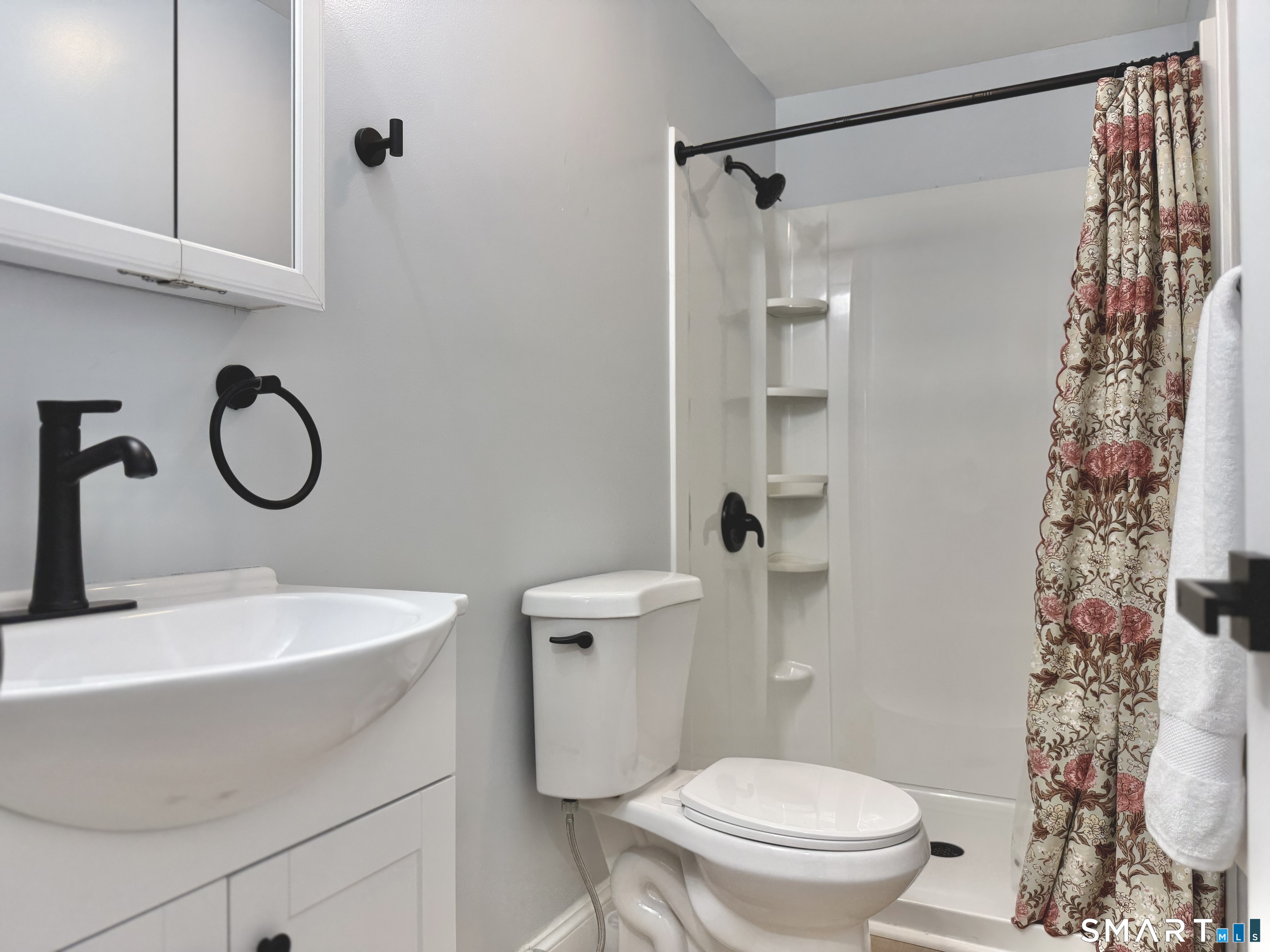 29 Blueberry Hill Road Groton, CT 06340 - Photo 16 of 28 Gallery Image 16
