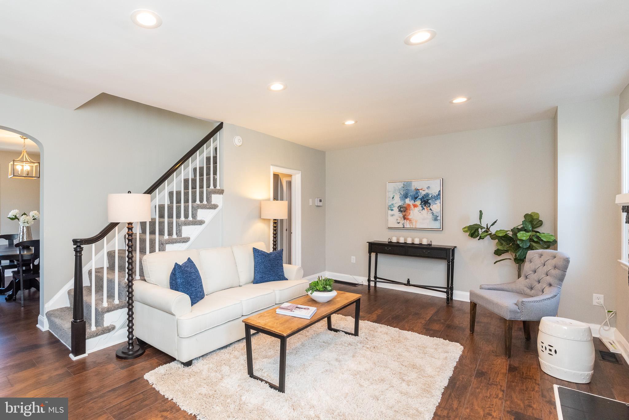 3040 Parktowne Road Baltimore, MD 21234 - Photo 4 of 50 Elegant Living Rm w/Luxury Vinyl Floor
