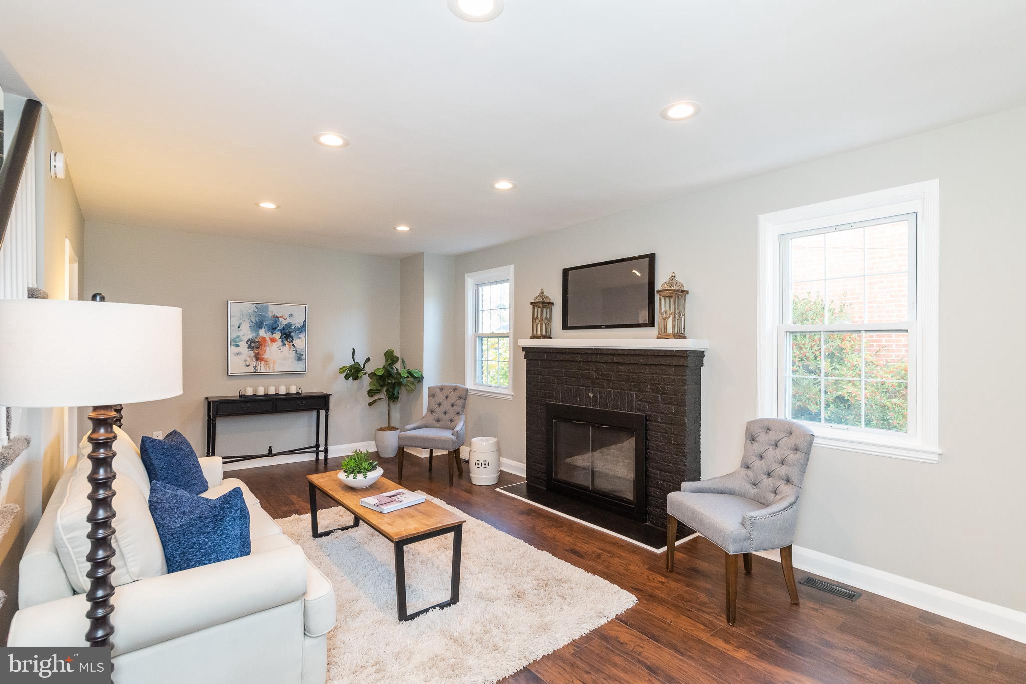 3040 Parktowne Road Baltimore, MD 21234 - Photo 5 of 50 Newly painted w/recessed lights.