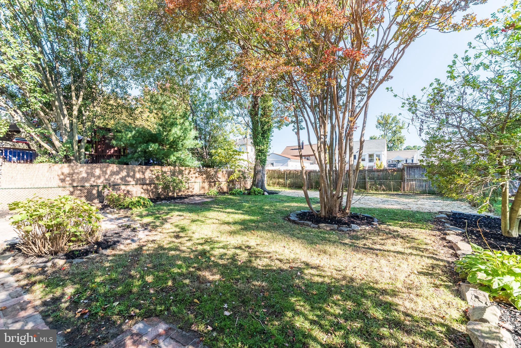 3040 Parktowne Road Baltimore, MD 21234 - Photo 46 of 50 3 sides of fencing & lovely space