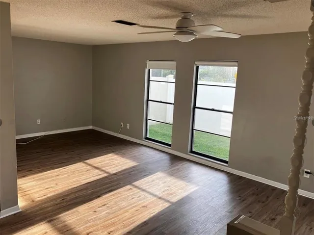 $1,800 | 10722 Crowngate Lane, Tampa, FL 33624