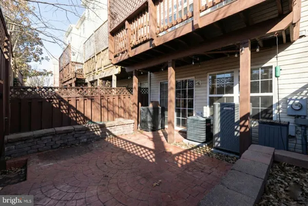 $4,300 | 381 Livermore Lane, Alexandria, VA 22304
