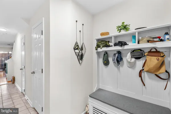 $4,300 | 381 Livermore Lane, Alexandria, VA 22304