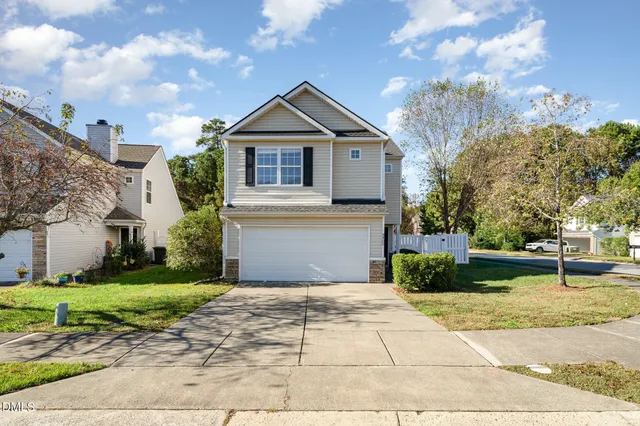 $395,000 | 9800 Treymore Drive, Raleigh, NC 27617