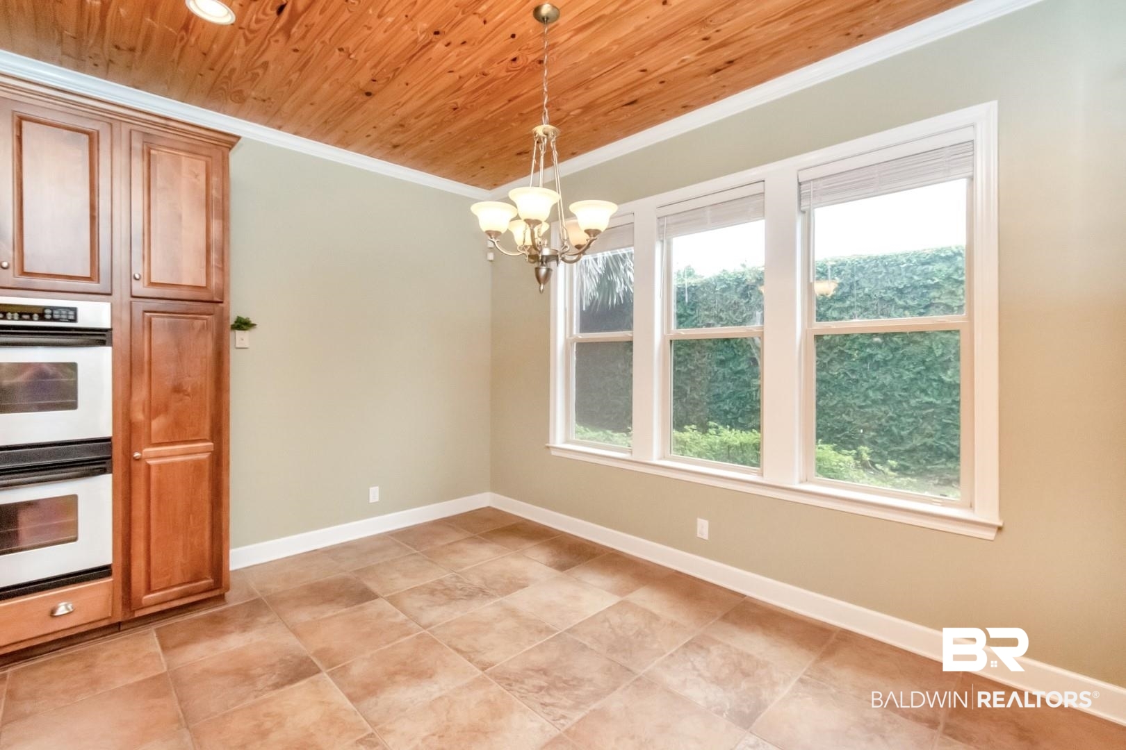 308 Wacker Lane North Mobile, AL 36608 - Photo 11 of 37