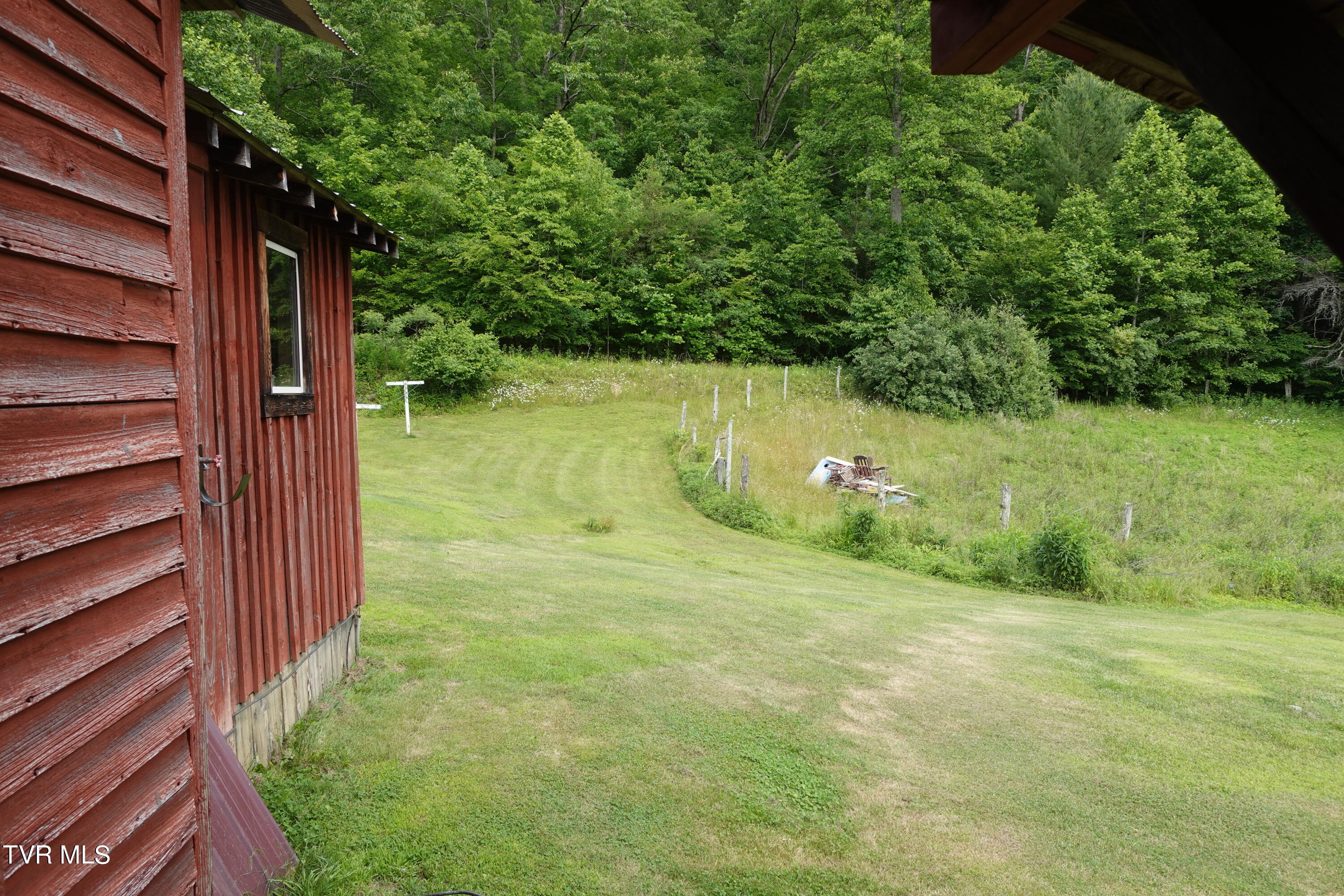 639 Dream Farm Road Birchleaf, VA 24220 - Photo 106 of 153 DSC00326