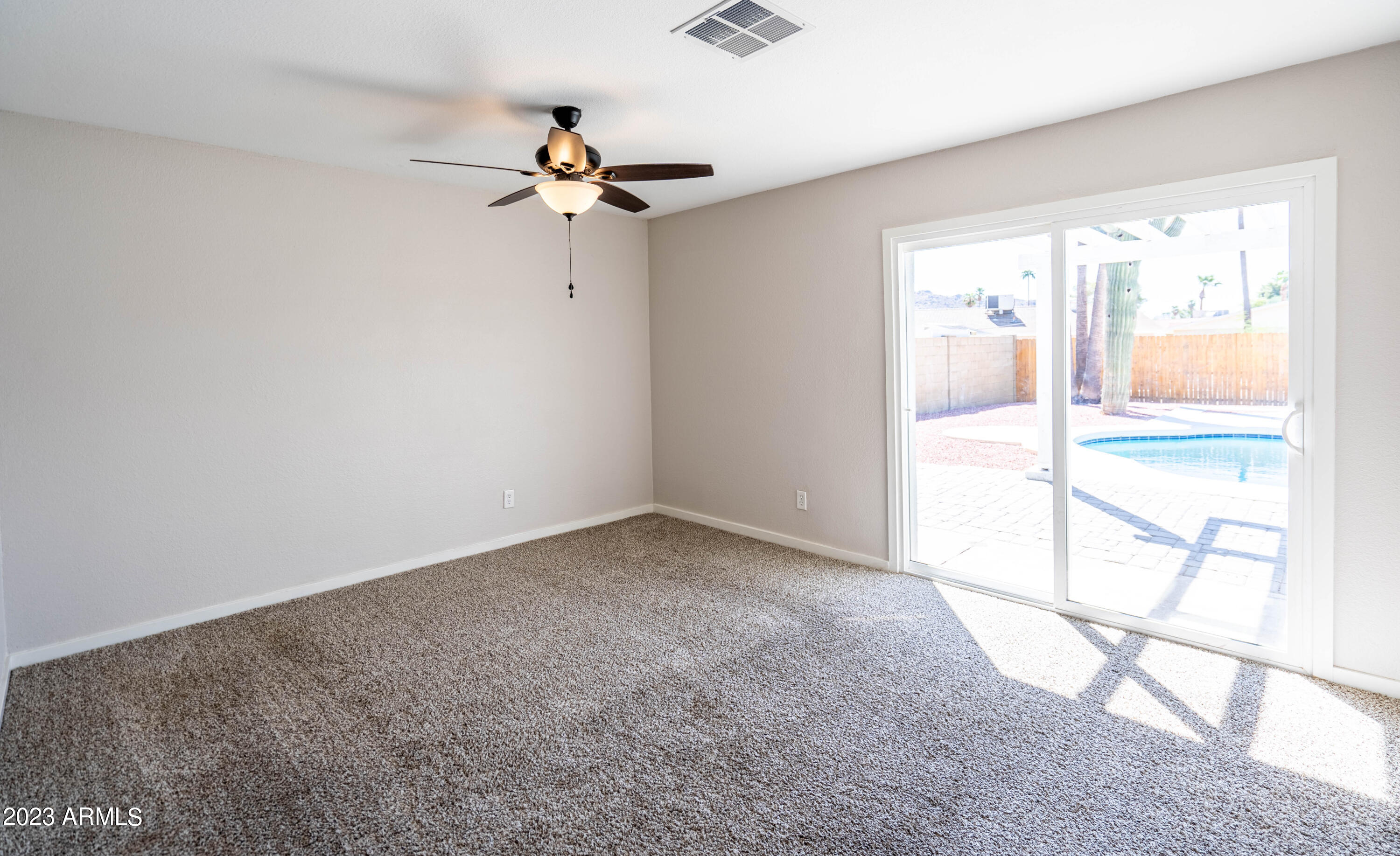 2115 East Greenway Road Phoenix, AZ 85022 - Photo 14 of 28 _DSC0013-HDR