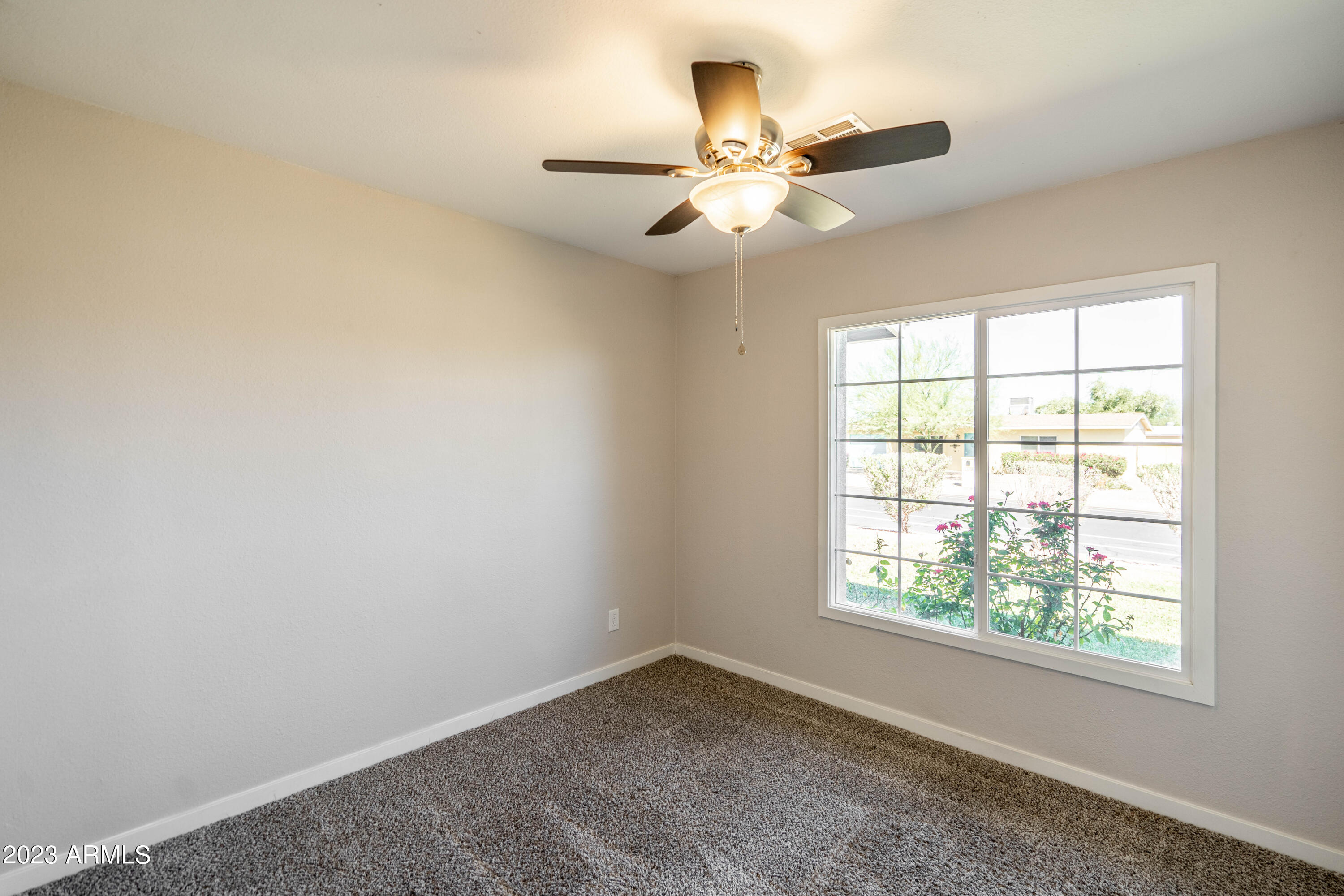 2115 East Greenway Road Phoenix, AZ 85022 - Photo 20 of 28 _DSC0030-HDR