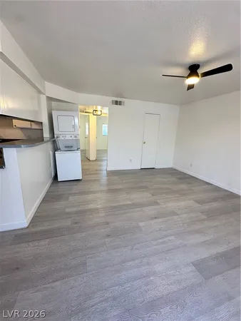 $1,300 | 4920 Stanley Avenue, Unit 4, Las Vegas, NV 89115