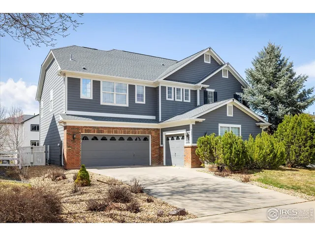 $900,000 | 5001 Bella Vista Drive, Longmont, CO 80503