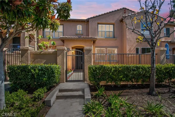 $3,900 | 41 Trailing Vine, Irvine, CA 92602