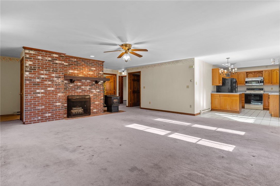 205 Collins Taft Road Burrillville, RI 02830 - Photo 7 of 24 Living Room