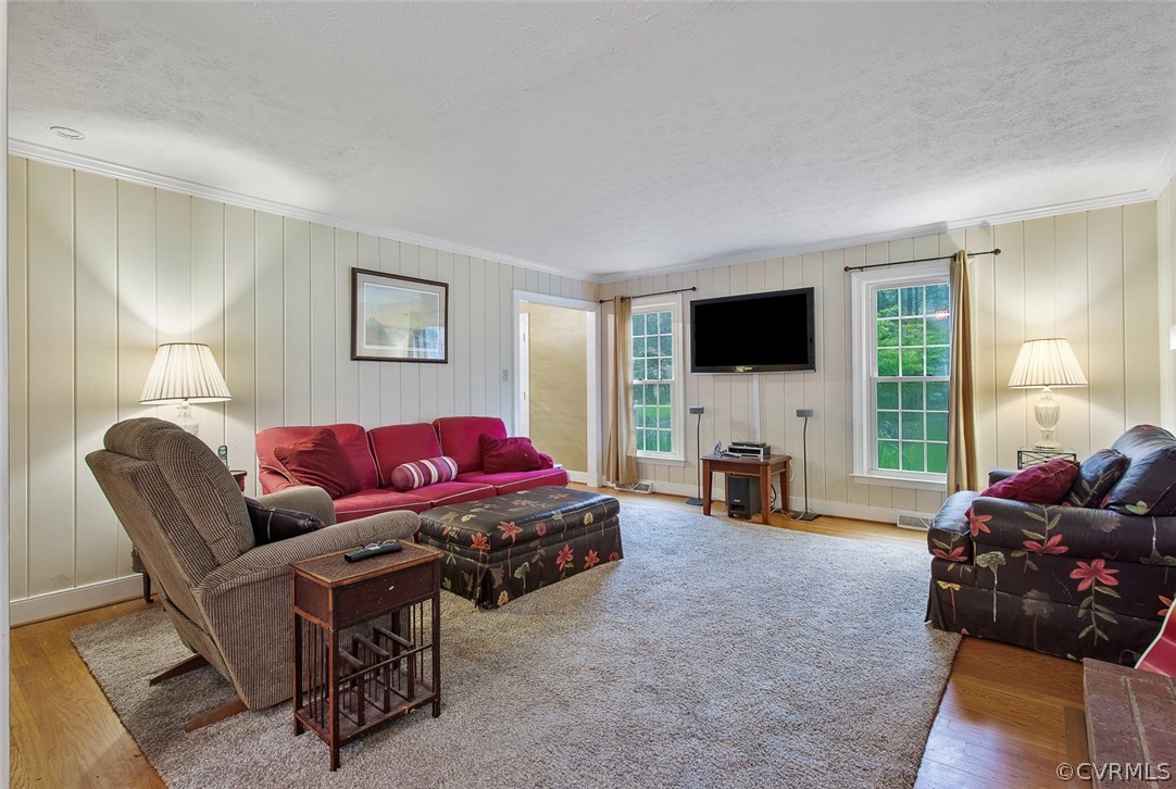 9413 Midvale Road Henrico, VA 23229 - Photo 8 of 44 Gallery Image 8