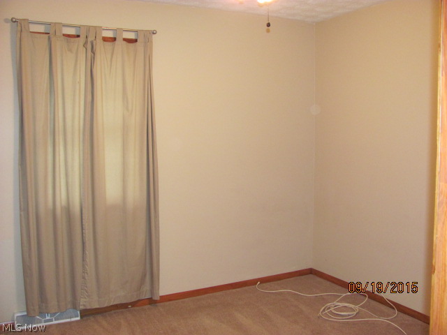 4289 Knickerbocker Road Sheffield Lake, OH 44054 - Photo 12 of 17 Gallery Image 12