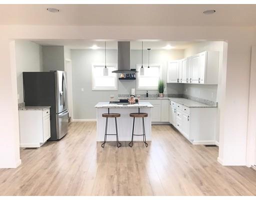 29 Foster Street Springfield, MA 01105 - Photo 12 of 30