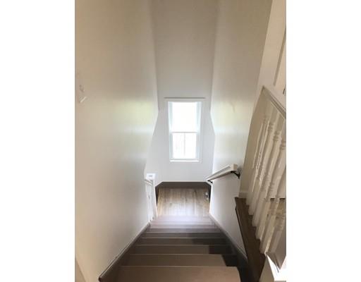 29 Foster Street Springfield, MA 01105 - Photo 19 of 30