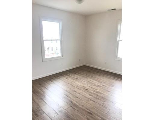 29 Foster Street Springfield, MA 01105 - Photo 22 of 30