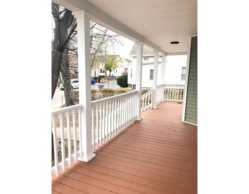 29 Foster Street Springfield, MA 01105 - Photo 3 of 30