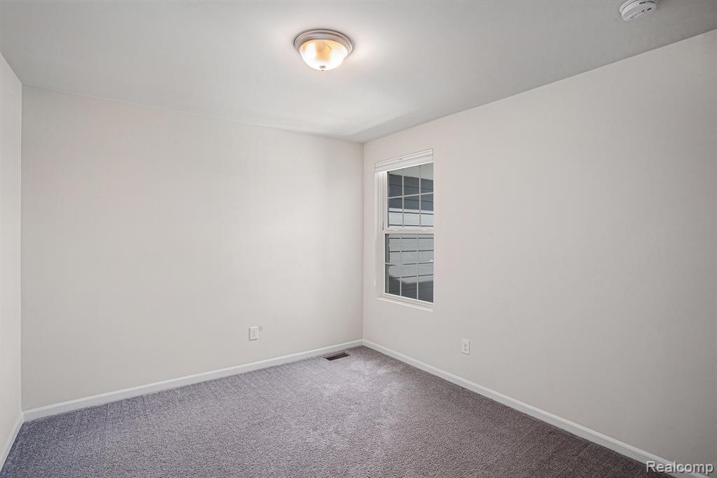 24727 Ivy Road Novi, MI 48375 - Photo 19 of 26